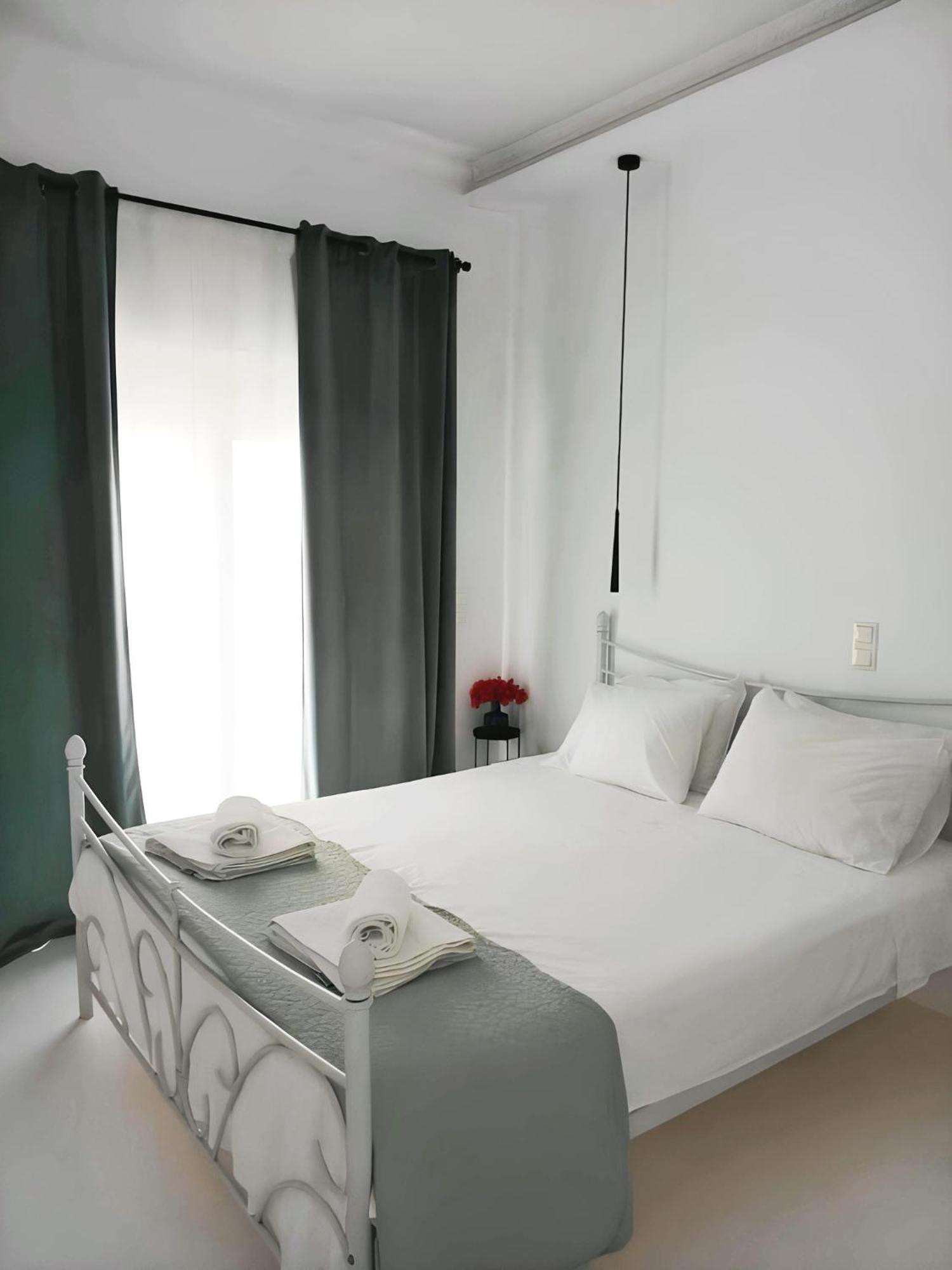 Zen Minimal Luxury Housing *